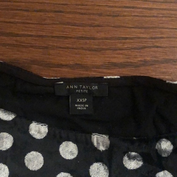 Meet your Posher, Stephanie - Picture 3 of 3